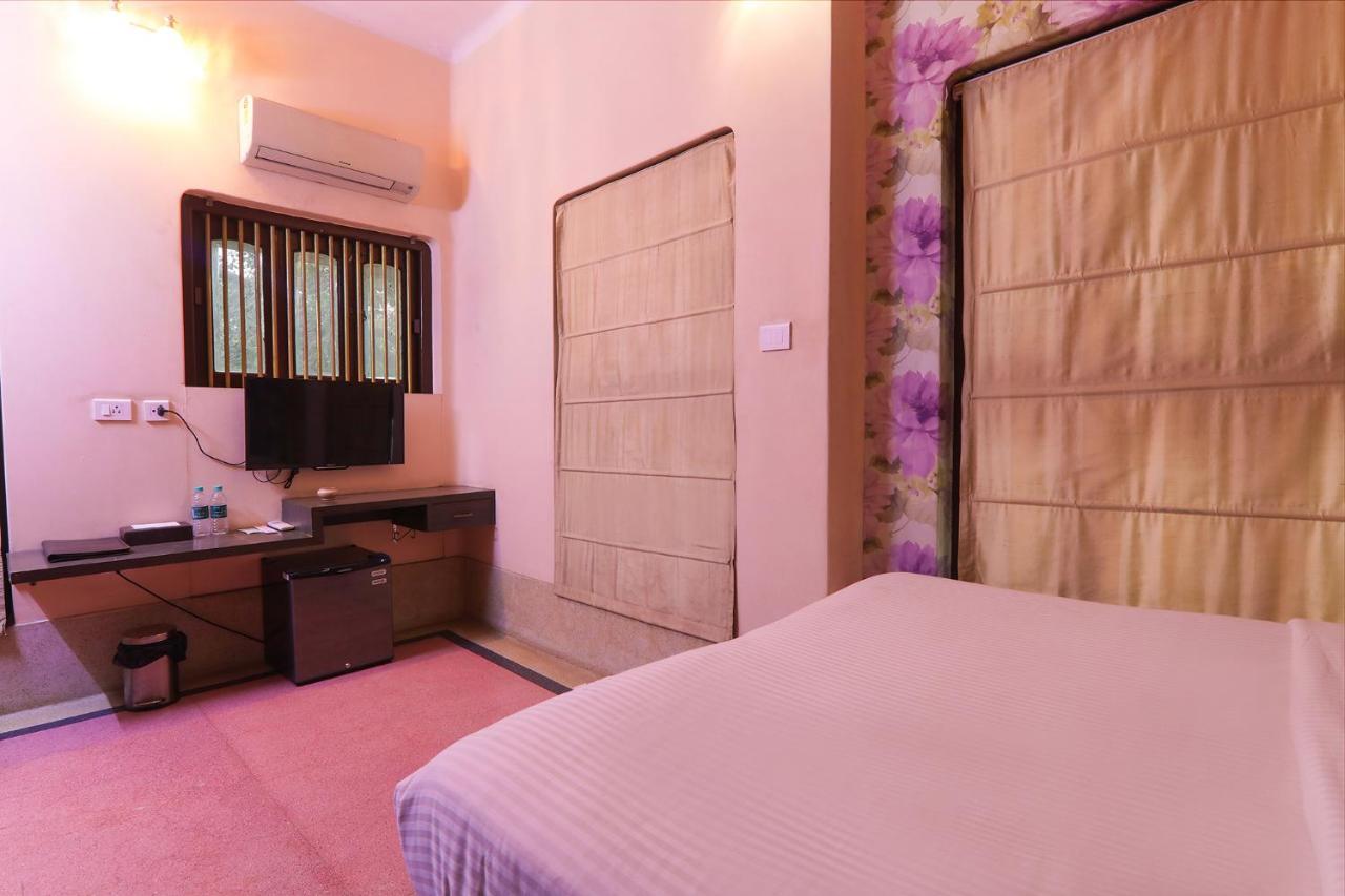 Fabhotel East View 3* Varanasi